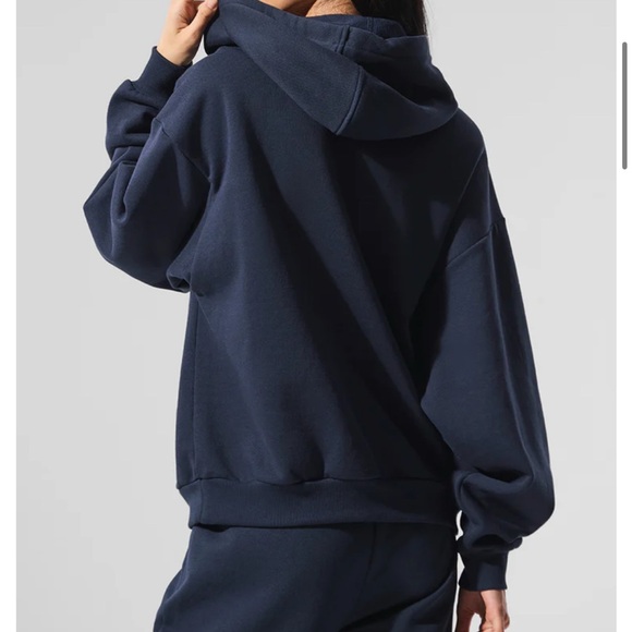 ALO Yoga Navy Hoodie and Sweatpants Set - Picture 3 of 4